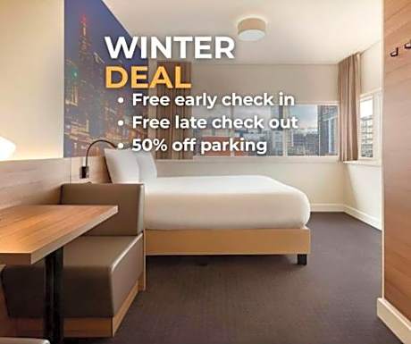 Rotterdam Teleport Hotel