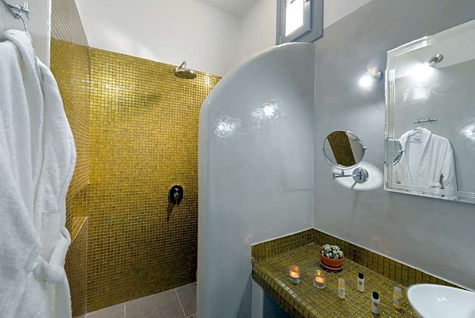 Pancratium Villas & Suites