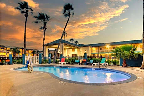 Captains Quarters Inn Port Aransas TX