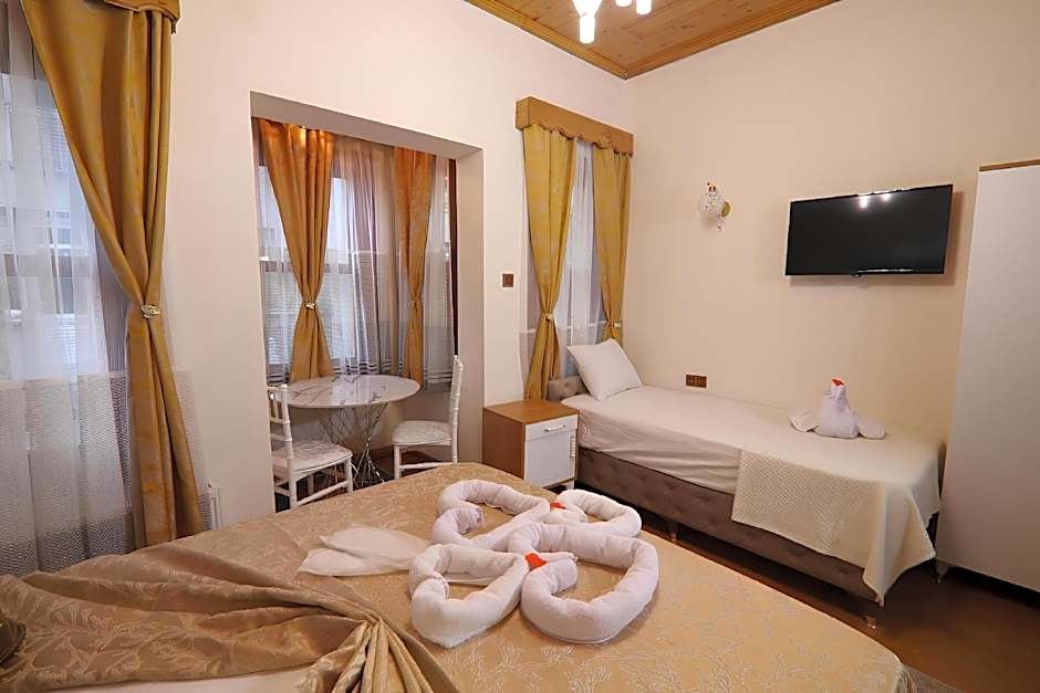 Royal Gur Hotel
