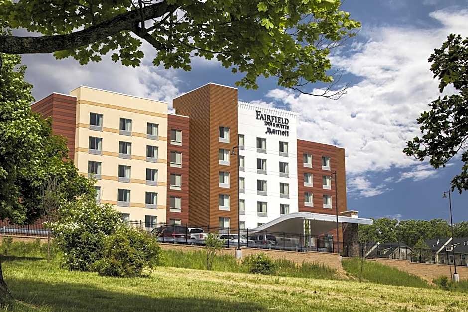 Fairfield Inn & Suites by Marriott Pittsburgh North/McCandless Crossing
