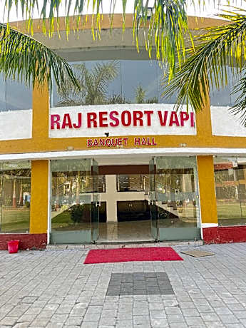 Raj Resort And Banquet Hall