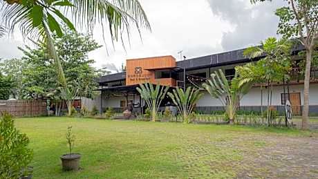 Borobudur Bed & Breakfast