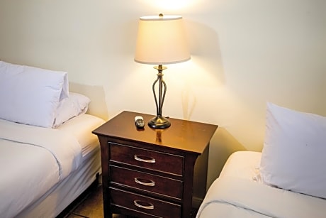 Twin Room with Shared Bathroom
