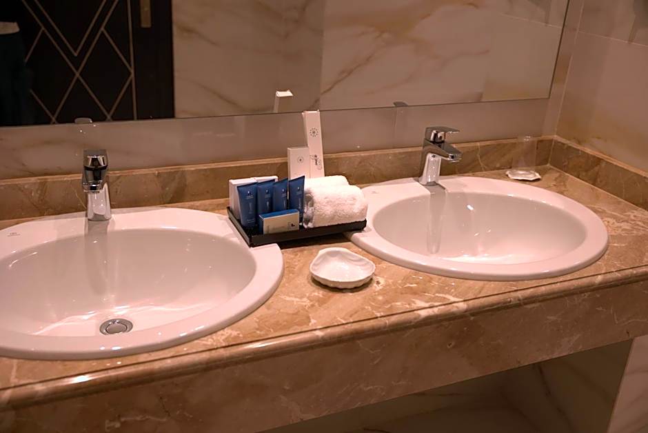 Helnan Mamoura Hotel & Events Center