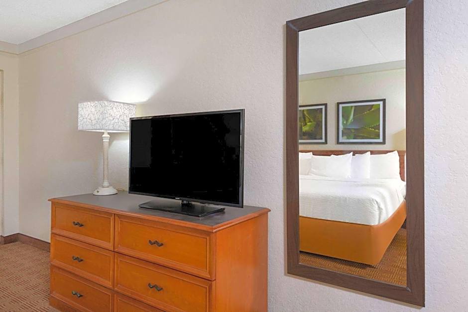 La Quinta East Deerfield Beach - Boca Raton