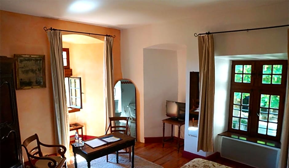 Château De La Caze Piscine & Spa - Ste Enimie