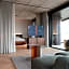 The Zipper Hotel und Apartments