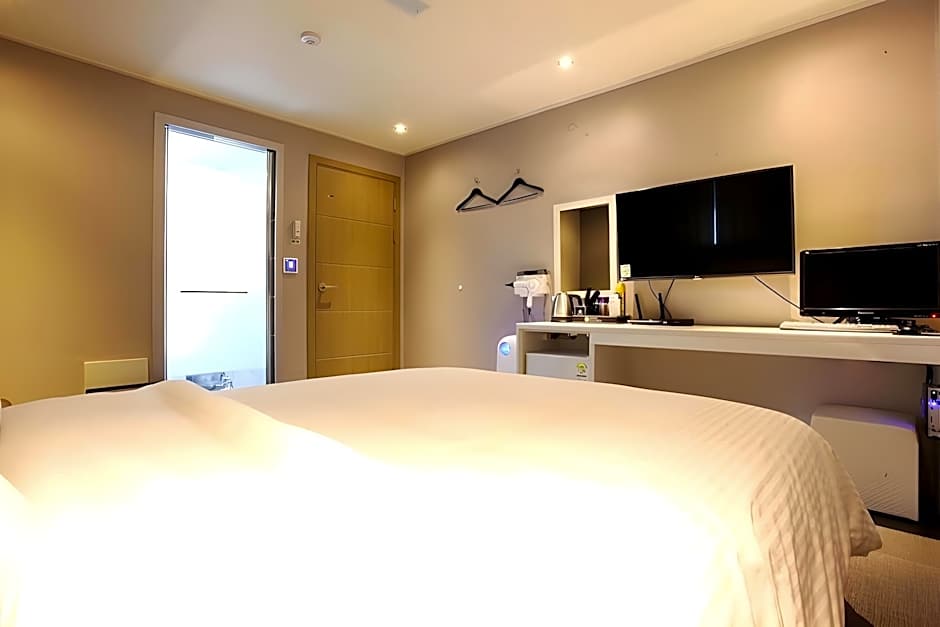 Suwon Galleria Hotel