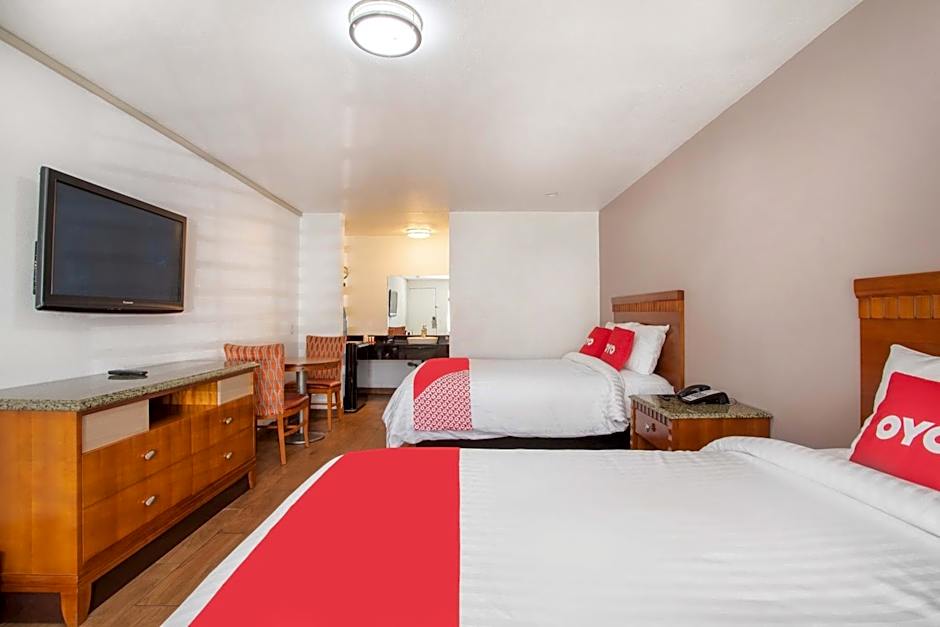 OYO Hotel Palmdale - Antelope Valley