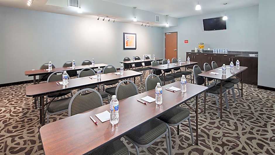 Best Western Plus Austin Airport Inn & Suites