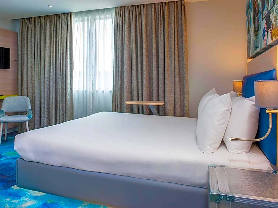 ibis Styles London Heathrow Airport