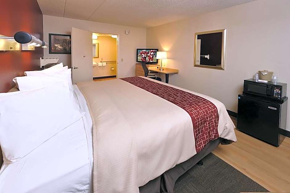 Red Roof Inn Pittsburgh North - Cranberry Township