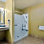 Portland Inn & Suites