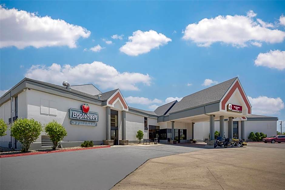 Best Western Plus York Hotel And Conference Center