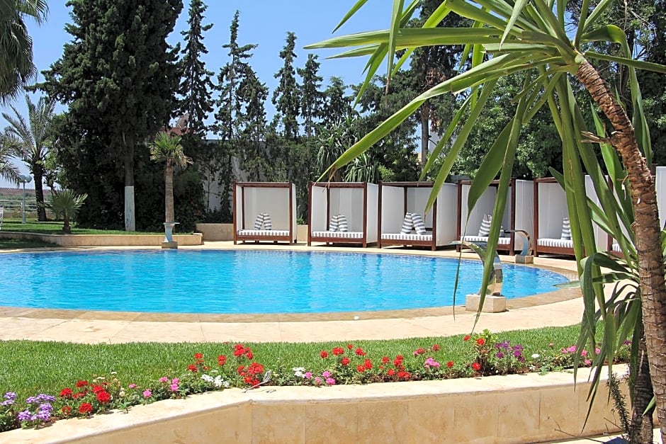 Zaki Hotel
