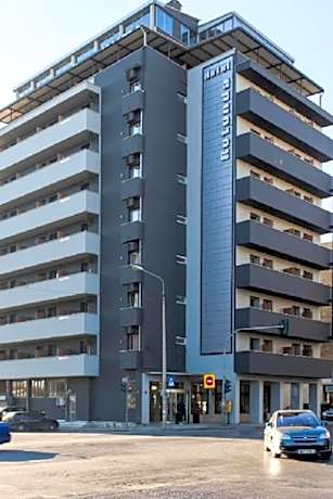 Skyline Premier Room