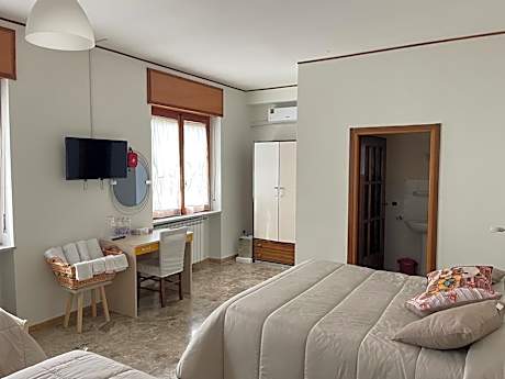 Classic Quadruple Room