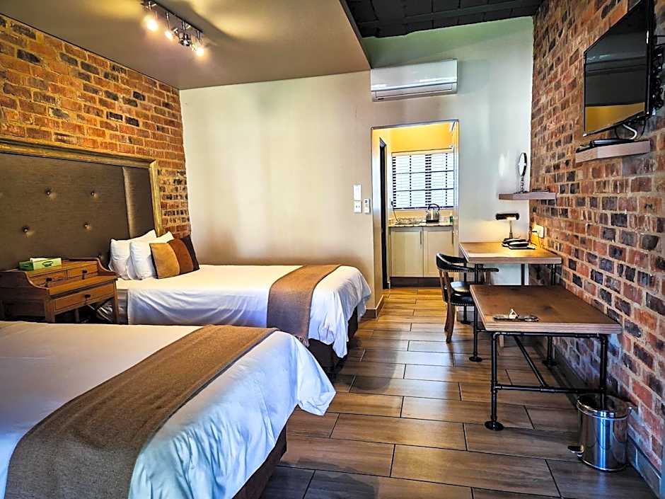 Three Rivers Lodge and Villas