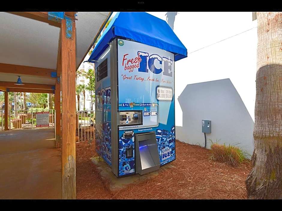 Sunrise Surprise 9th floor 2BR 2 BA King Suite Beach shuttle, heated pool!