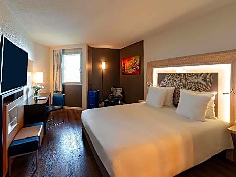 Junior suite Ocean side, with double bed and kitchenette