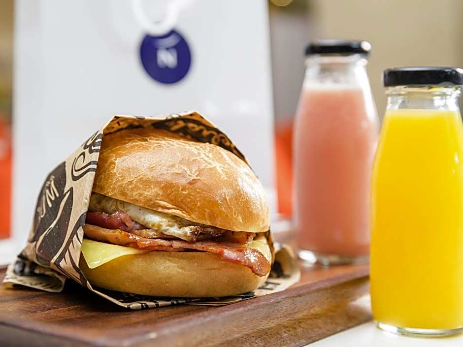 Novotel Newcastle Beach