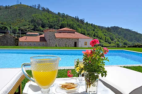 Casa da Portela de Sampriz