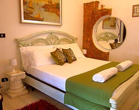 Double/Twin Room with Balcony