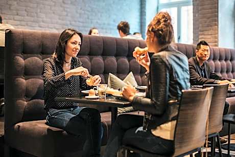 Economy Triple Room - Annex Building