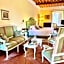Villa La Dogana B&B di Charme - Historic Villa with a beautiful garden - private parking
