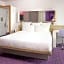 YOTEL New York Times Square