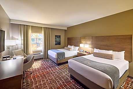 Deluxe Queen Room with Two Queen Beds (East Tower) - Non-Smoking