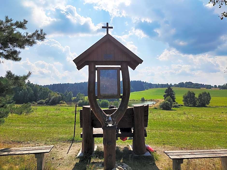 Matějovec 109 & Ubytování Na statku