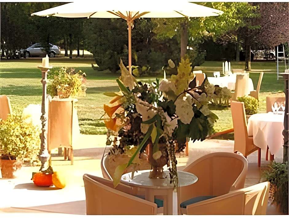 Le Dracy Hotel et Spa