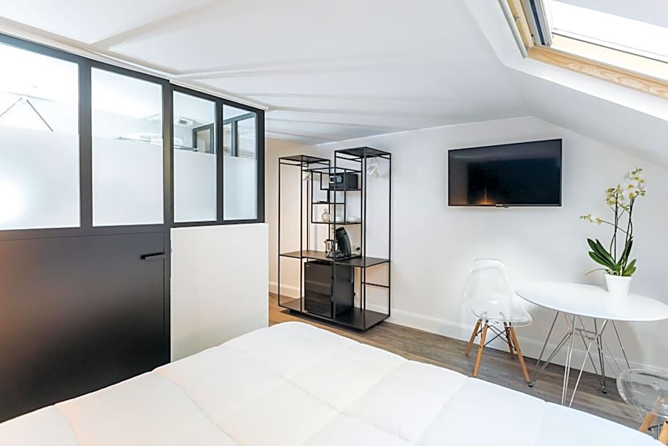 Arome Hotel
