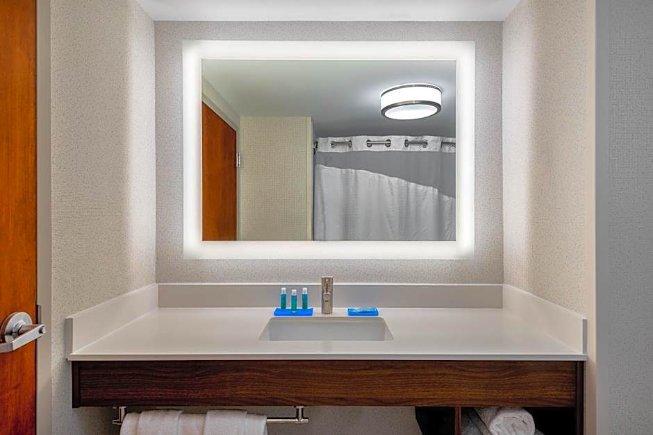 Holiday Inn Express Chapel Hill By IHG