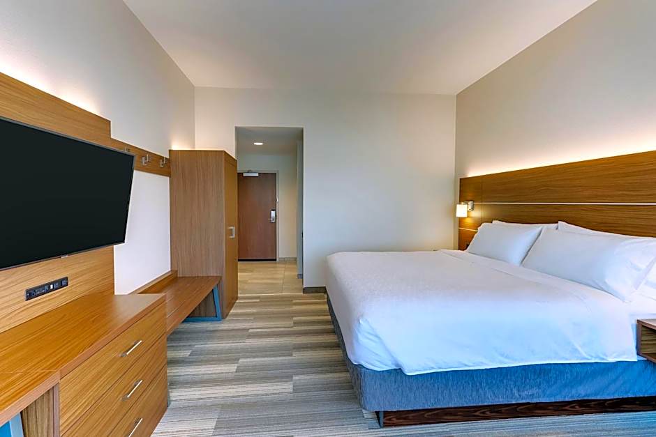 Holiday Inn Express Wilmington - Porters Neck By IHG