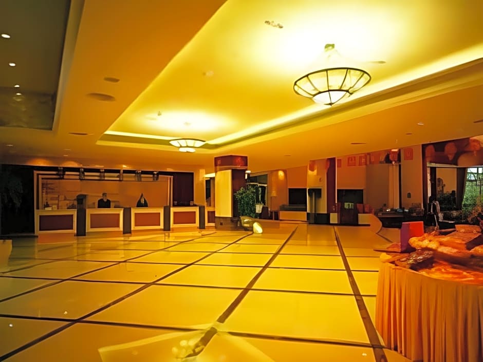 Wuyi Country Garden Phoenix Hotel