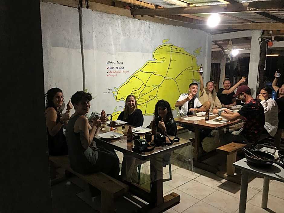 Bohol Hammock Hostel