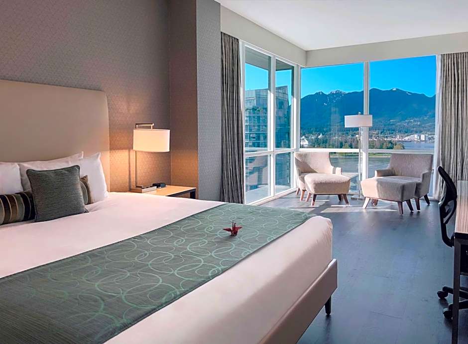 COAST COAL HARBOUR HOTEL by APA