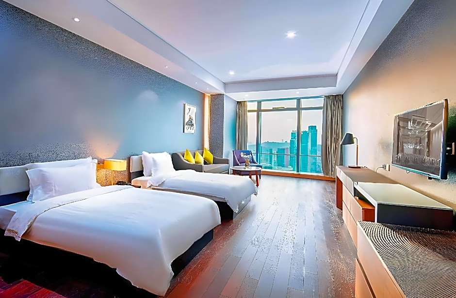 Grand Madison Qingdao Harbour-view Central（Former Qingdao Farglory Hotel）