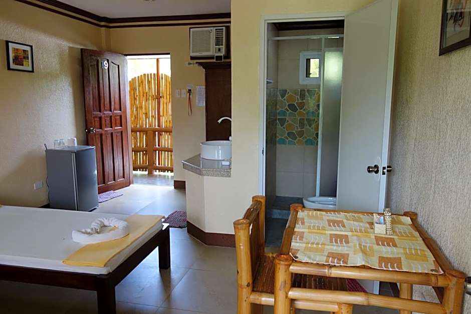 Photo 1 of 9 of Superior 2 Beds
