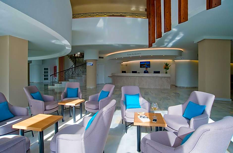 Hotel El Puerto by Pierre Vacances