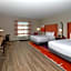 La Quinta Inn & Suites by Wyndham Perry