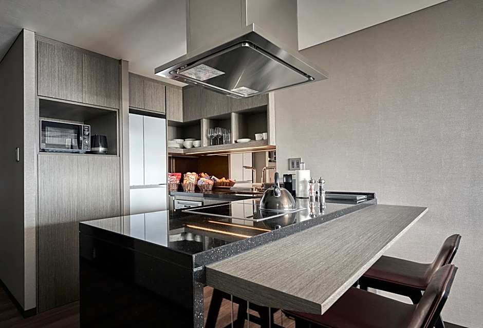 Hinode Hills Niseko Village