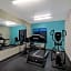 La Quinta Inn & Suites by Wyndham Knoxville East