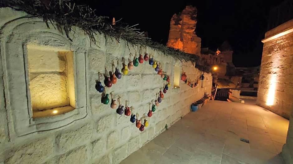 Antique Terrace Cave Suites