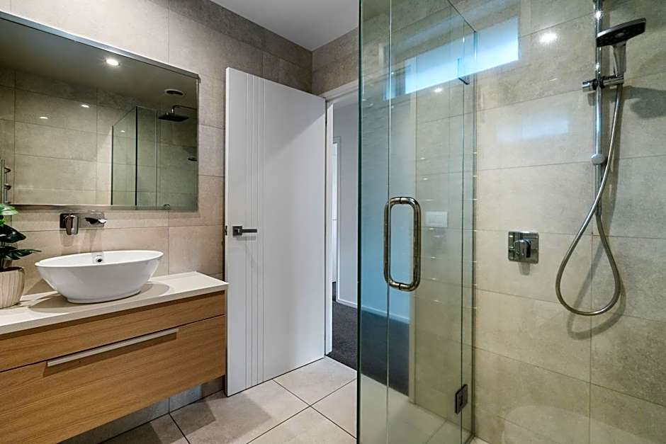 Tasman Holiday Parks - Te Anau