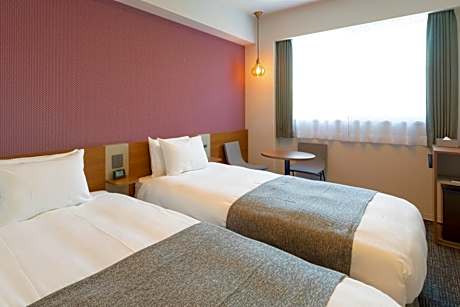 Twin Room with Extra Bed