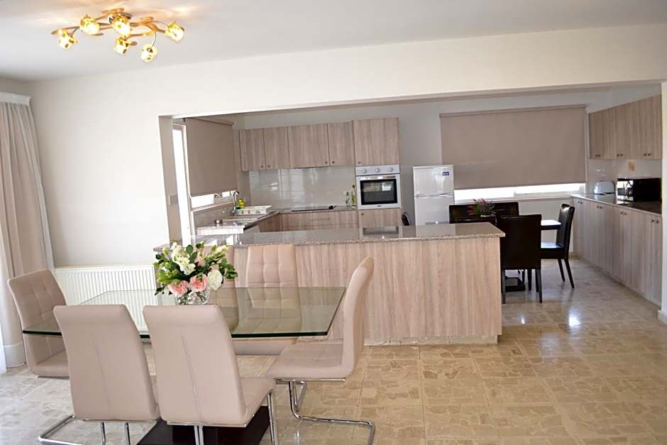 Marianna Hotel Apartments